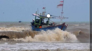 Kapal Rute Kolaka-Bajoe Ditutup, Ini Dua Kepulauan di Sultra Berpotensi ‘Disapu’ Gelombang Tinggi