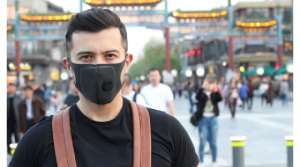 Pakai Masker Bikin Sesak Napas? Ini Penjelasannya