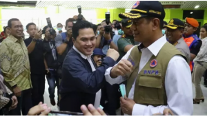 Cegah COVID-19, Erick Thohir dan Kepala BNPB Salam Siku