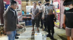 Polda Sultra Operasi Miras Sasar Warung-Warung