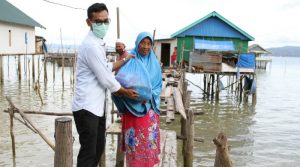 Jelang Idulfitri, PT Askrindo Kembali Sebar Ribuan Paket  Sembako