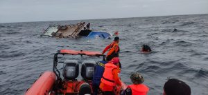 Kapal Sedikit Lagi Karam Dihantam Ombak, Lima Awak Lolos dari Maut