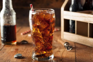 Hati-Hati, Hobi Minum Soda Bisa Merusak Kesehatan Gigi