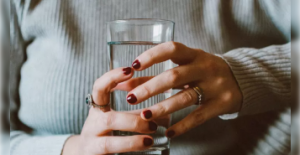 14 Manfaat Minum Air Hangat untuk Kesehatan, Bisa Turunkan Berat Badan