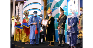 Buton Raih Award Program Penurunan Stunting, Bupati La Bakry Beber Tips
