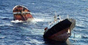 Dua Orang Tewas, Ini Kronologi Kapal Rombongan Kunker Bupati Busel yang Tenggelam di Perairan Lapandewa