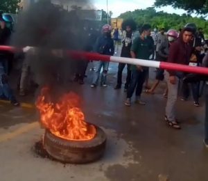 Larangan Mudik Saat Pandemi Berakibat Rusuh, Mahasiswa Kendari Jebol Pelabuhan Terobulu-Tampo