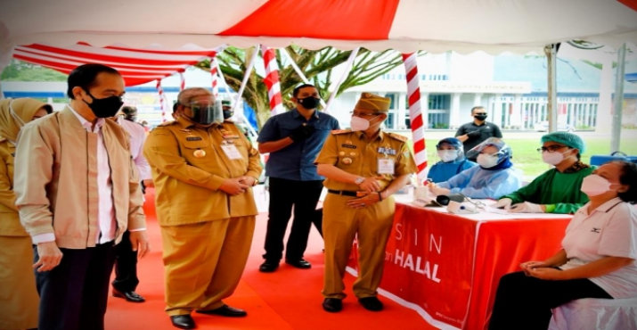 Presiden Ajak Pemerintah Daerah Dukung Satu Juta Vaksin Per Hari