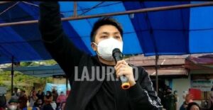 Apriyani Sapa Warga di Rumahnya Pakai Bahasa Tolaki