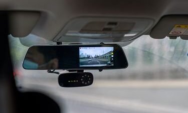 Penting bagi Keamanan, Ini Tips Memilih Dashcam untuk Mobil
