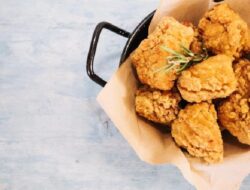 Hati-hati, Sebaiknya Jangan Makan Gorengan Saat Buka Puasa