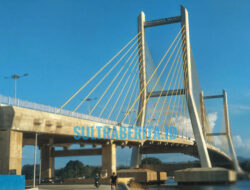 Miris! Sampah Bertebaran di Jembatan Bahteramas, Meluber Hingga ke Teluk Kendari