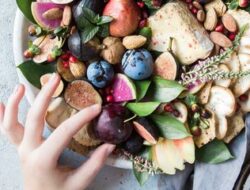 Memiliki Keluarga dengan Riwayat Diabetes? Lindungi Diri dengan Pola Makan Berikut Ini