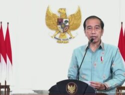 Presiden Jokowi Pakai Tenun Masalili Muna Buka HPN 2022