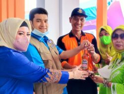 KNPI Galang Siswa SMA Se-Sultra Racik Minyak Goreng Dari Kelapa