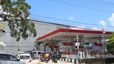 Antrean Pertalite Mengular, SPBU di Kendari Bantah Ada Kelangkaan BBM