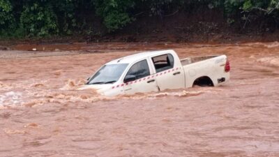 Mobil Tambang PT Toshida Terseret Arus Sungai, Satu Pekerja Hilang