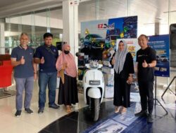 Pelanggan Kalla Toyota Kendari Dapat Hadiah Grand Prize Motor Benelli