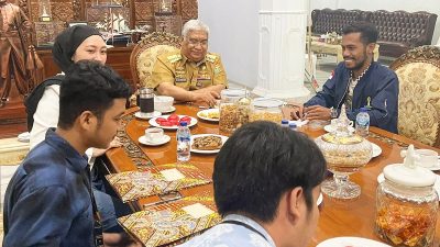 Ketua HIPMI Muna Temui Gubernur Ali Mazi, Bahas Agenda Event Pesona Tenun Sultra