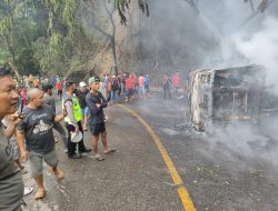 Polisi Buru Sopir Truk Muatan Solar yang Terbakar di Lasusua