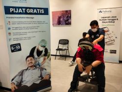 Booth Free Massage Phone Home Service Banjir Peminat di Acara CoHive Pop Up Market