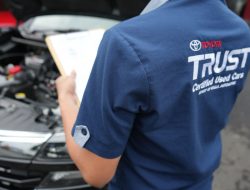 Beli Mobil Bekas di Toyota Trust Selama Agustus, Bisa Bawa Pulang Hadiah Motor Keeway!