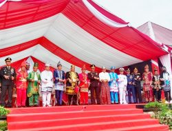 Warna-Warni Baju Adat Khas Sultra saat Upacara HUT RI di Rujab: Ali Mazi Kesultanan Buton, Wagub Adat Tolaki
