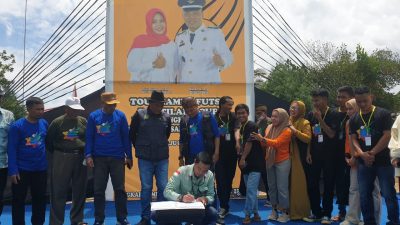 Masyarakat Pesisir Danau Towuti, Dapat Hibah Lapangan Futsal dari PT Vale