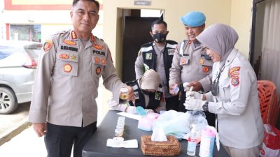 Puluhan Pejabat Polresta Kendari Jalani Tes Narkoba