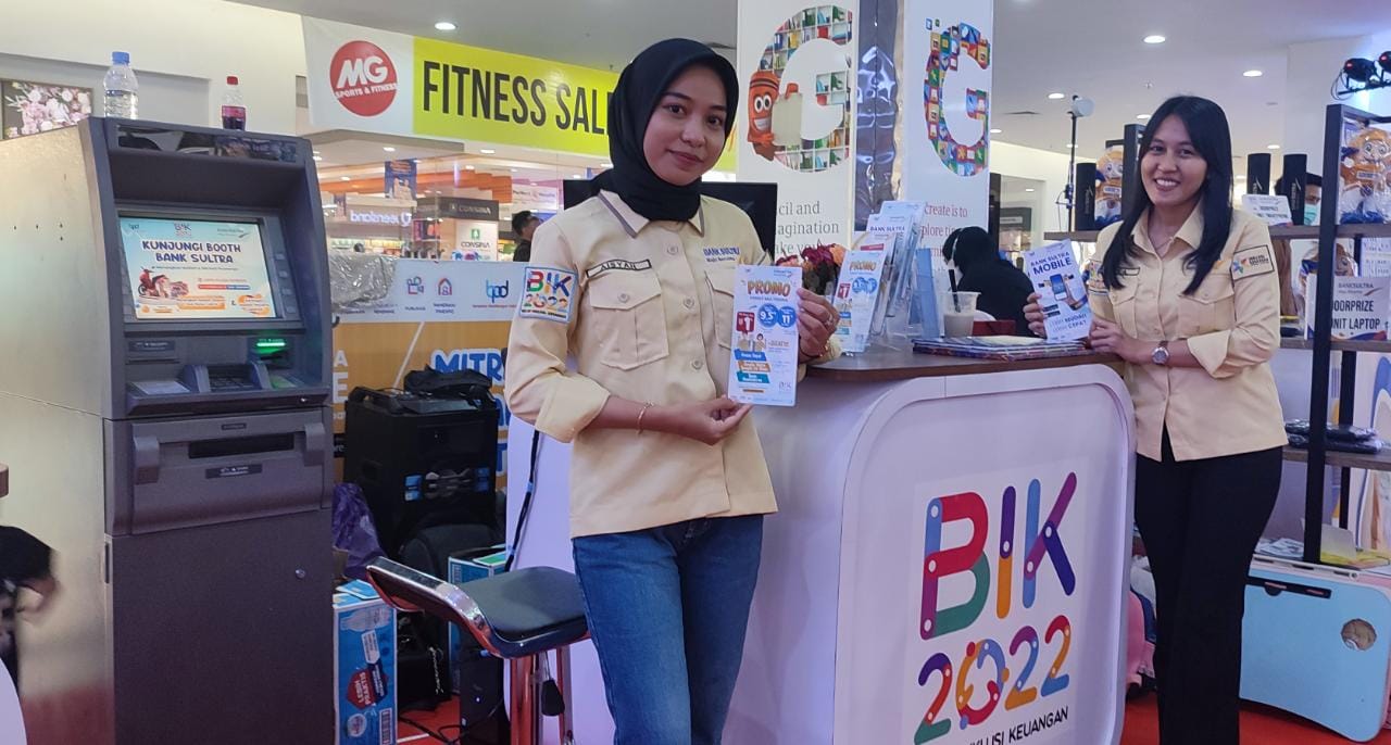 Pengunjung pameran BIK 2022 di Lippo Plaza Kendari dapat mengenal ragam fitur layanan perbankan Bank Sultra.