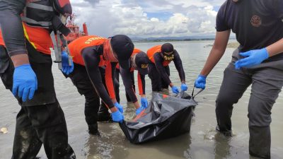 Dua Mayat Guru PNS Ditemukan di Teluk Kendari, Sempat Pasang Pukat Ikan Berdua