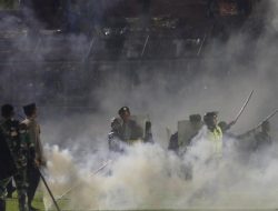Dampak Gas Air Mata pada Tubuh dan Cara Mengatasinya