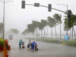 BMKG Prediksi Hujan Lebat di Seluruh RI hingga 1 Januari, Waspada Banjir!