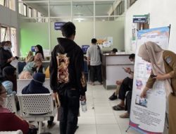 Komitmen RSUD Kota Kendari Tingkatkan Kualitas Pelayanan Peserta JKN Melalui Antrean Online