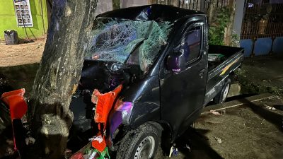 Kecelakaan Tunggal, Satu Penumpang Mobil Pick Up Tewas Usai Menabrak Pohon di Puuwatu 