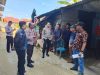 Kasat Binmas Polresta Kendari AKP Yusuf Muluk bersama Tim Assessment Kementerian Sosial menyambangi rumah pemulung lansia yang tidak layak huni, Kamis (3/11/2022).