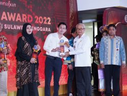 Influencer Kota Kendari Steven Stenly Raih Penghargaan Milenial Sobat UMKM dari BI Sultra