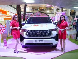Test Drive Toyota Innova Zenix, Berhadiah Motor !