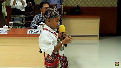 Jenius! Siswa Sekolah Dasar Asal NTT Raih Juara 1 Matematika Tingkat Dunia