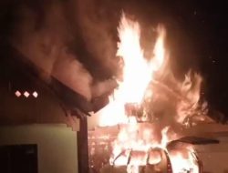 Satu Unit Rumah Warga di Kecamatan Kadia Hangus Dibakar OTK, Kerugian Ditaksir Capai Ratusan Juta