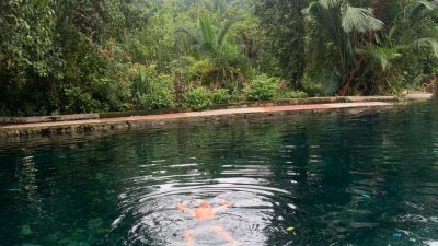 Menikmati Beningnya Danau Motonuno di Desa Lakarinta