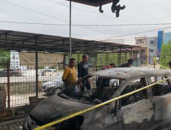 Polisi Selidiki Penyebab Kebakaran Mobil Warga di Kelurahan Bende