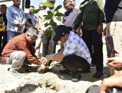Pj Gubernur Letakkan Batu Pertama Pembangunan Gedung Sekretariat AMSI Gorontalo