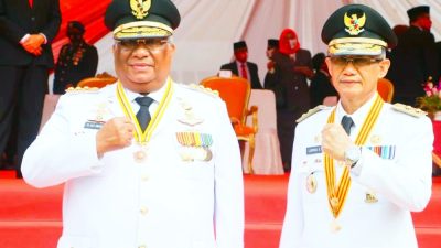Gubernur Ali Mazi Salat Id di Kampung Halamannya Pasarwajo, Wagub Lukman Abunawas ke Tanah Suci