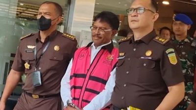 Breaking News: Menkominfo Johnny G. Plate Ditetapkan Jadi Tersangka Korupsi BTS