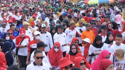 12 Ribu Warga Ramai Event Jalan Sehat HUT Kota Kendari, Ada Doorprize Mobil