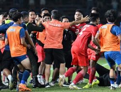 Garuda Indonesia Baku Hantam & Berdarah-darah Akhiri Puasa 32 Tahun