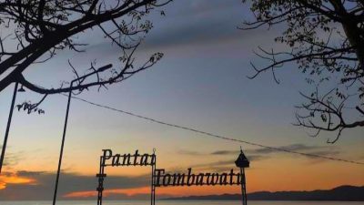 Mengunjungi Pantai Tombawatu di Pinggiran Kota Kendari, Cocok untuk Olahraga Selancar
