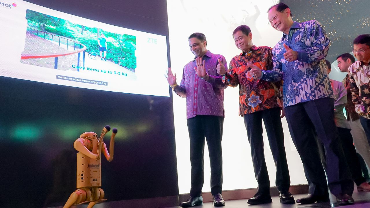 Peluncuran Indosat Marvelous (MX) Center.