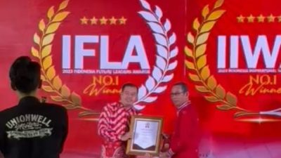Basiran Dapat Predikat “Inovator Perubahan” Berkat Inovasinya Memimpin Kabupaten Buton